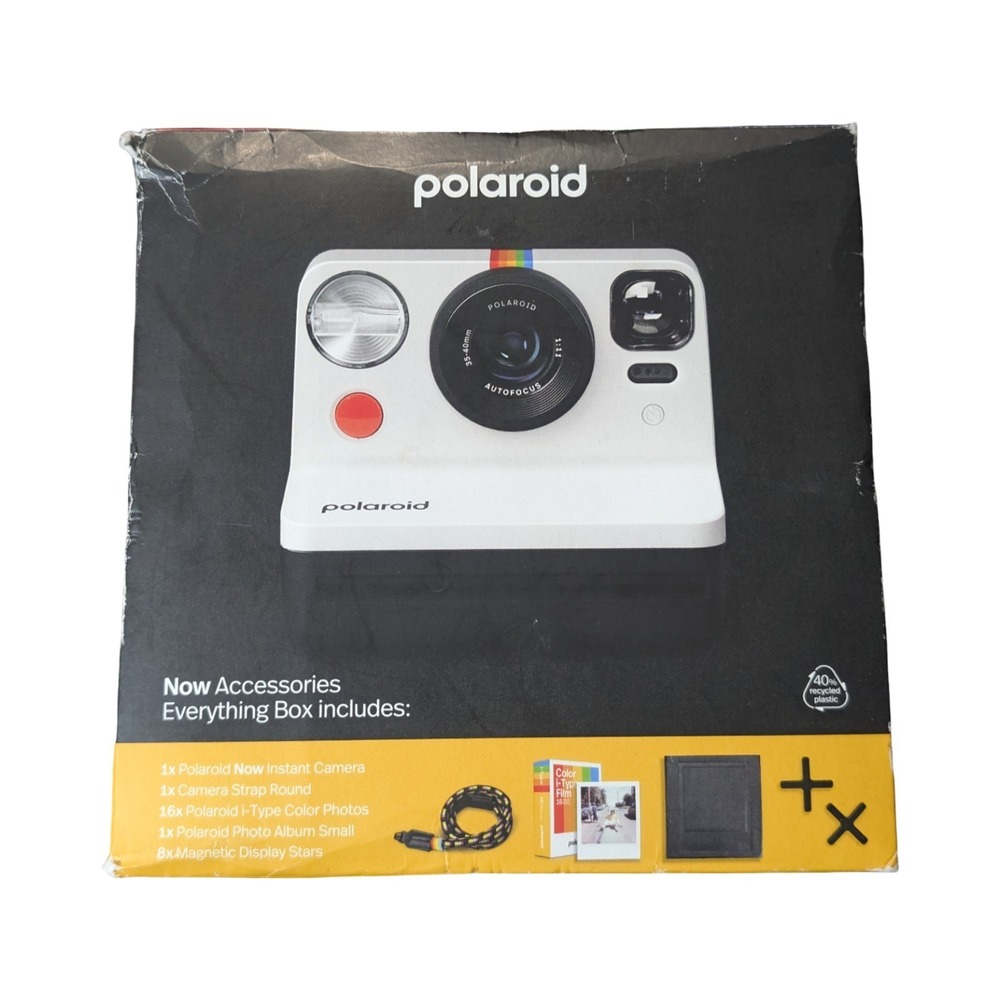 Bb. Polaroid Now Instant Camera Generation 2 Bundle  New (film date 08/24)‎